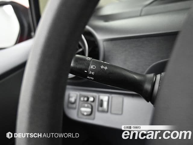 Toyota Prius C 2020 — Şəkil 17/20