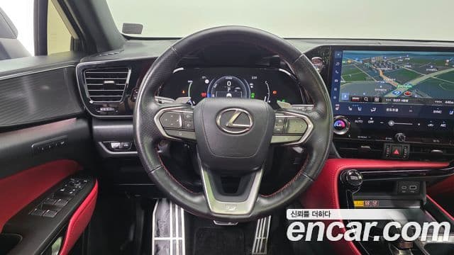 Lexus NX450h+ 2024 — Фото 14/20