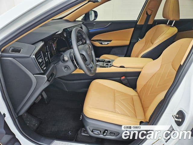 Lexus NX350h 2025 — Фото 8/20