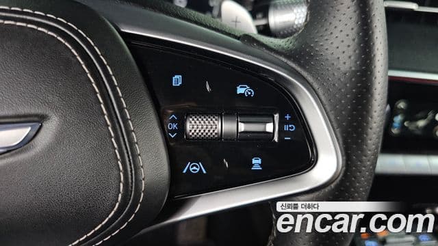 Genesis GV70 2021 — Şəkil 27/33