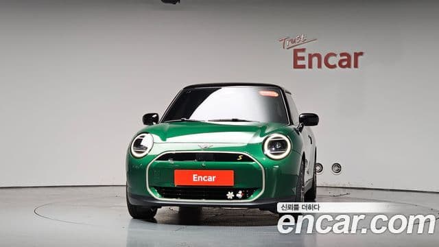 Mini Cooper Electric 2024 — ფოტო 10/35