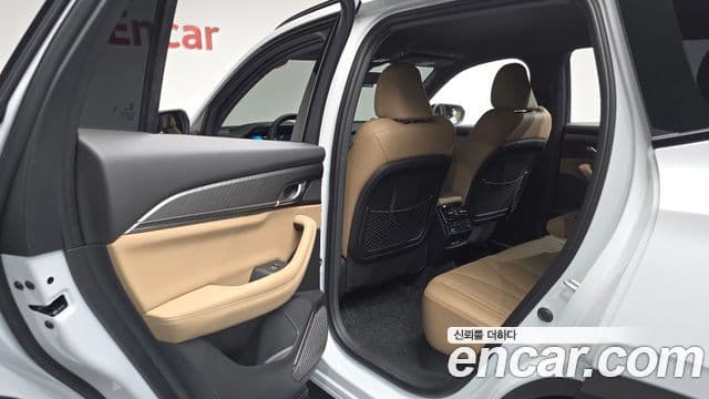 Renault Samsung Grand Koleos 2025 — Photo 7/36