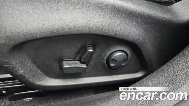 Jeep Renegade 2023 — Şəkil 3/38