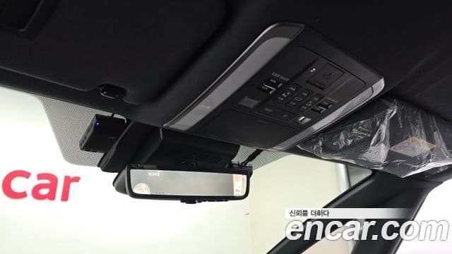 Toyota Alphard 2024 — Фото 19/20