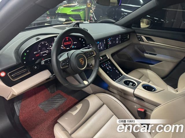 Porsche Taycan 2022 — ფოტო 15/20