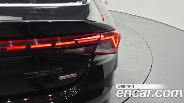 Kia K5 2020 — Şəkil 16/31