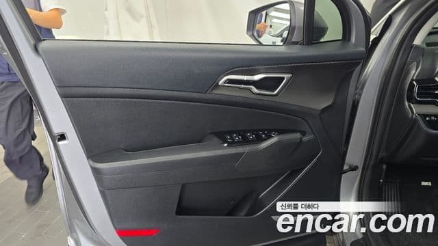 Kia Sportage 2022 — Şəkil 12/30