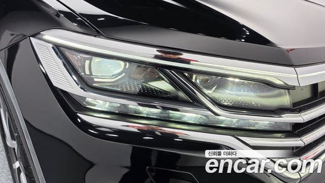 Volkswagen Touareg 2023 — Şəkil 4/37