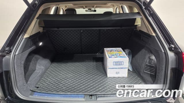 Volkswagen Touareg 2023 — Şəkil 10/37