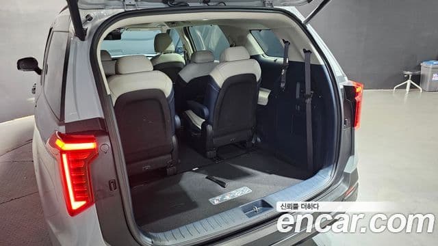 Kia Carnival 2025 — Photo 26/32