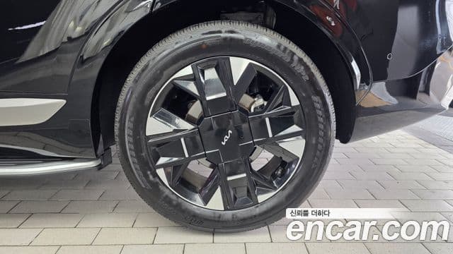 Kia Sportage 2025 — Şəkil 23/36