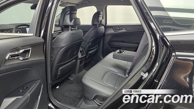 Kia Sportage 2025 — Şəkil 29/36
