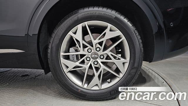 Genesis GV70 2022 — Photo 16/35