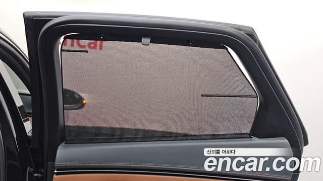 Genesis GV70 2022 — Photo 19/35