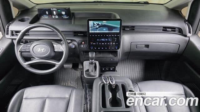 Hyundai Staria 2024 — Фото 7/20