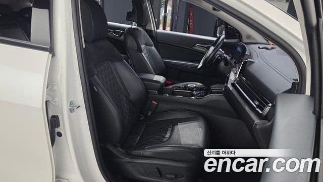 Kia Sportage 2021 — Фото 11/20
