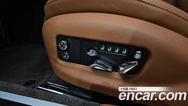 Bentley Flying Spur 2021 — Şəkil 14/50