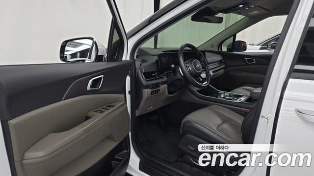 Kia Carnival 2024 — Фото 10/20