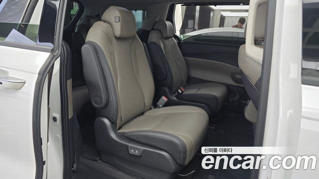 Kia Carnival 2024 — Фото 11/20