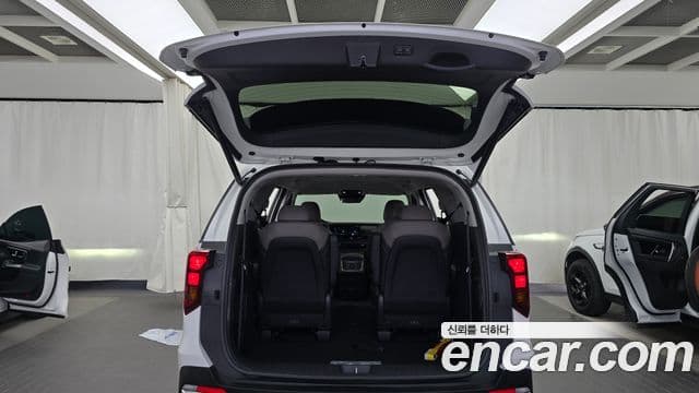 Kia Carnival 2024 — Фото 20/20