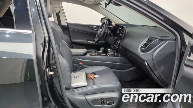Lexus NX350h 2024 — Photo 9/40