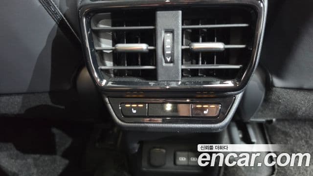 Lexus NX350h 2024 — Photo 13/40