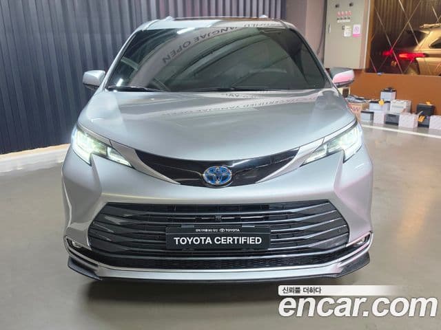 Toyota Sienna 2025 — Photo 19/19