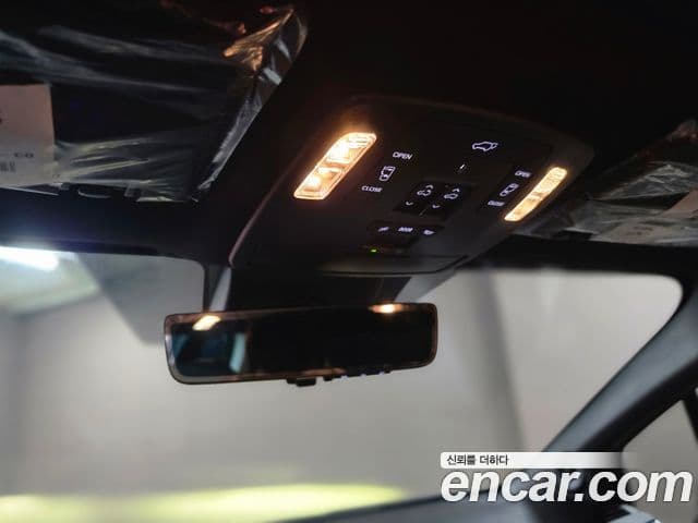 Toyota Sienna 2025 — Photo 2/19