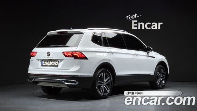 Volkswagen Tiguan Allspace 2023 — Фото 2/20