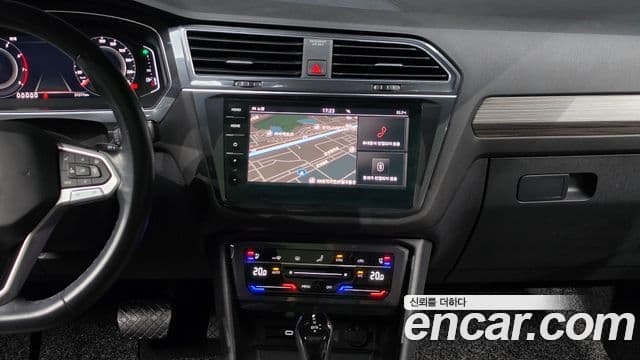 Volkswagen Tiguan Allspace 2023 — Фото 14/20