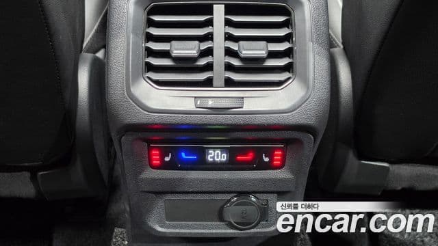 Volkswagen Tiguan Allspace 2023 — ფოტო 6/35