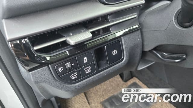 Kia Sportage 2025 — Şəkil 26/33