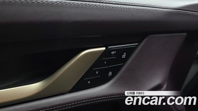 Porsche Taycan 2022 — Photo 36/36