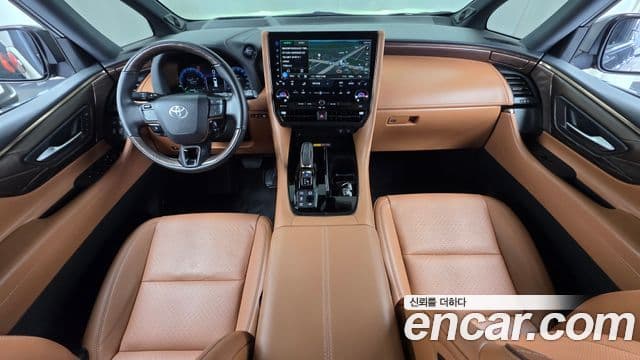 Toyota Alphard 2024 — Фото 7/20