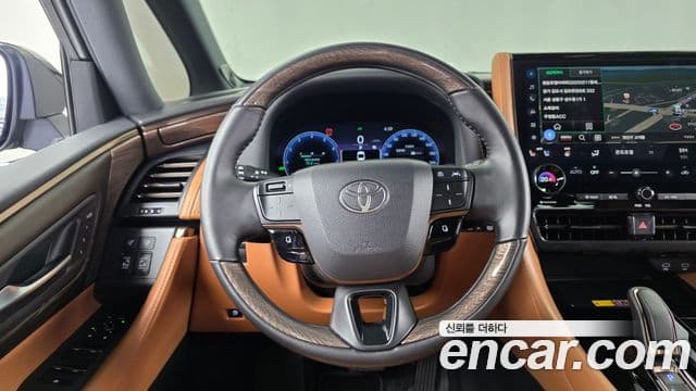 Toyota Alphard 2024 — Фото 12/20