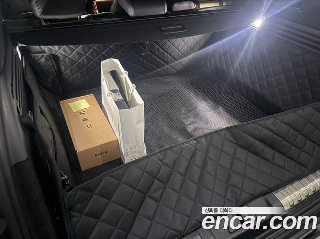 Land Rover Range Rover Sport 2025 — Фото 17/18