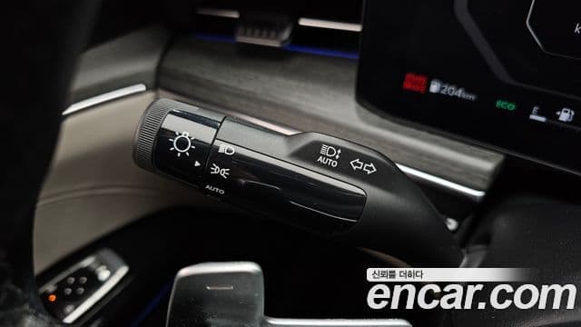 Kia K5 2024 — ფოტო 32/35