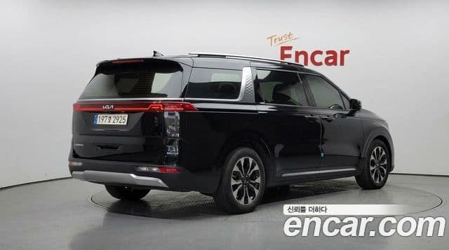 Kia Carnival 2022 — Фото 2/20
