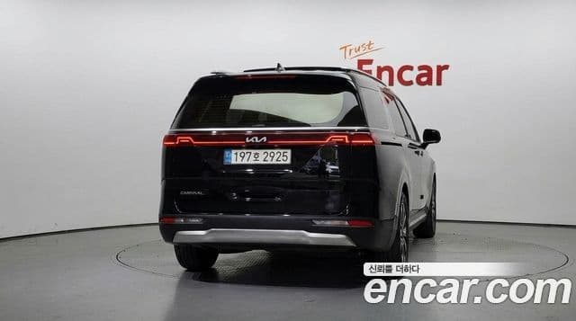 Kia Carnival 2022 — Фото 4/20