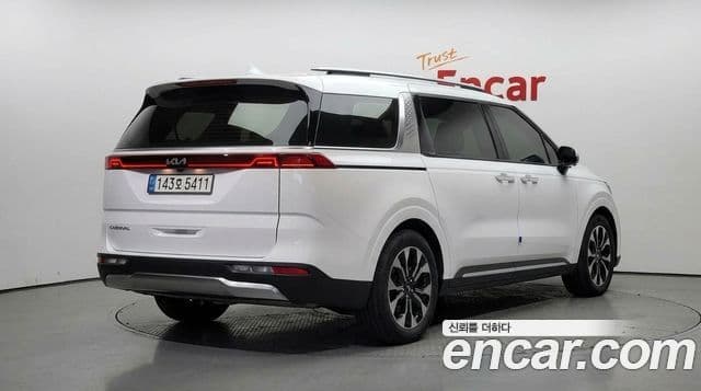 Kia Carnival 2021 — Фото 2/20