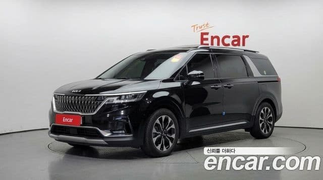 Kia Carnival 2022 — Фото 1/20