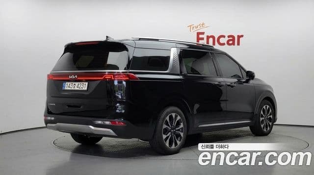 Kia Carnival 2022 — Фото 2/20