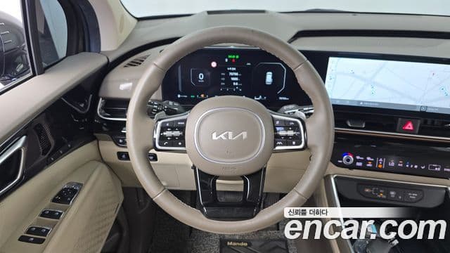 Kia Carnival 2024 — Фото 13/20