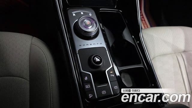 Kia Sorento 2024 — Фото 9/20