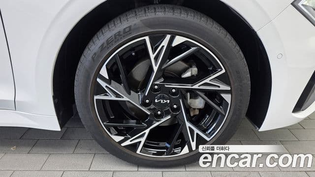Kia K5 2024 — Şəkil 25/30