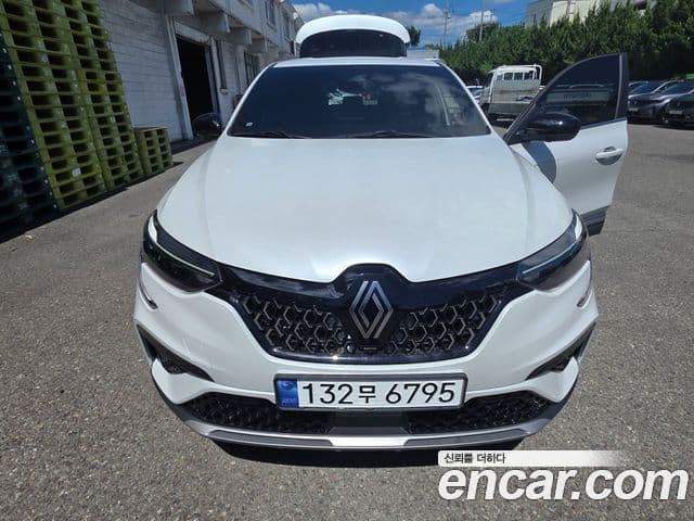 Renault Samsung Arkana 2025 — Фото 2/17