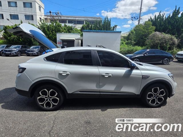 Renault Samsung Arkana 2025 — Фото 11/17
