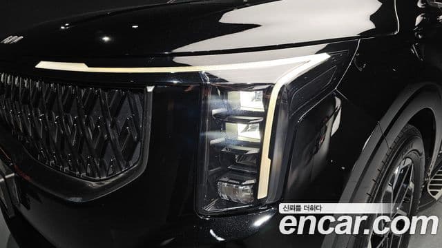 Kia Carnival 2024 — Photo 21/36