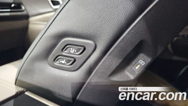 Kia Carnival 2024 — Photo 20/36