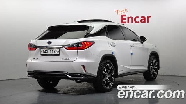 Lexus RX450h 2019 — Photo 4/20